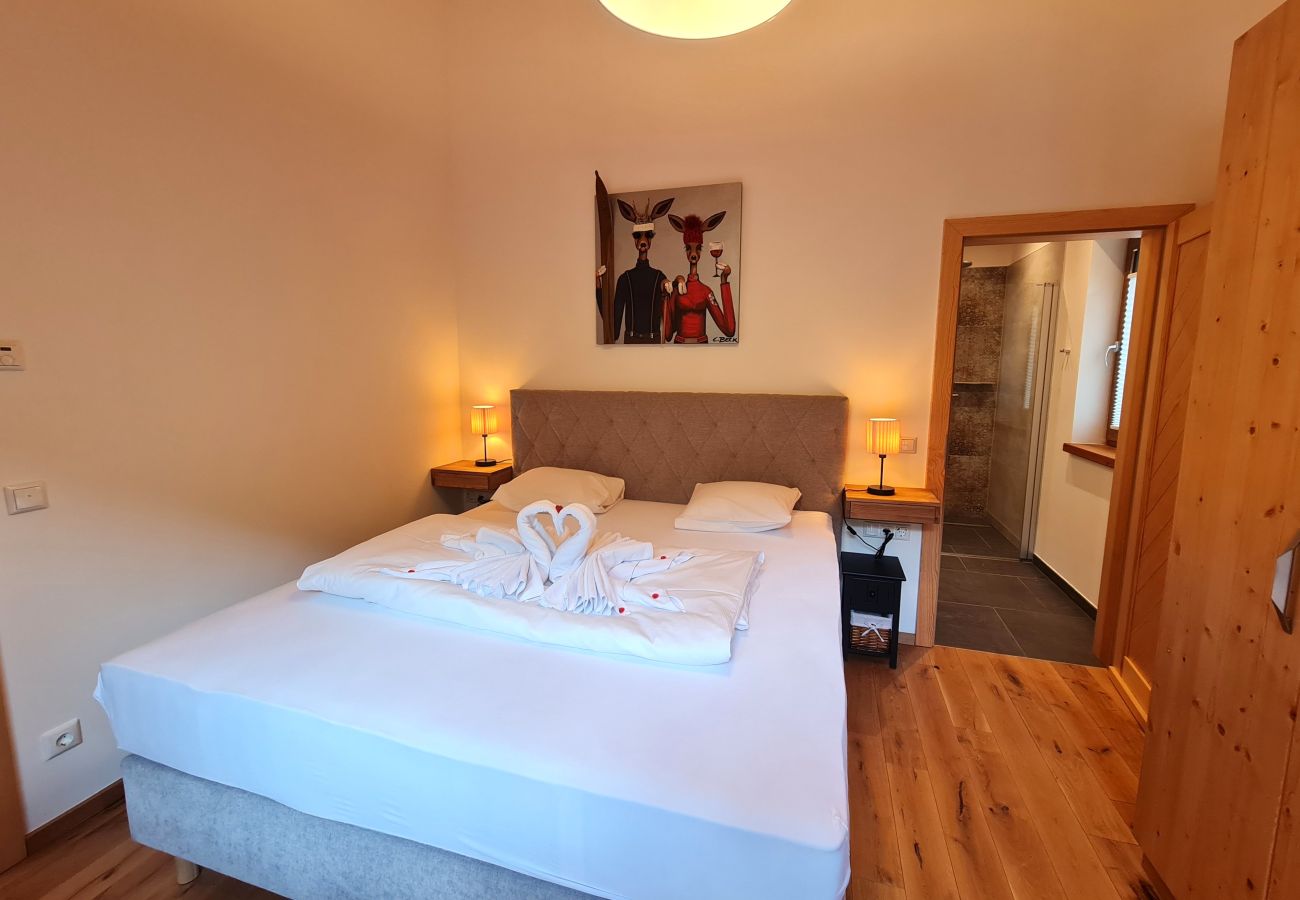 Villa in Bad Kleinkirchheim - Chalet Rehblick by Globalimmoservice