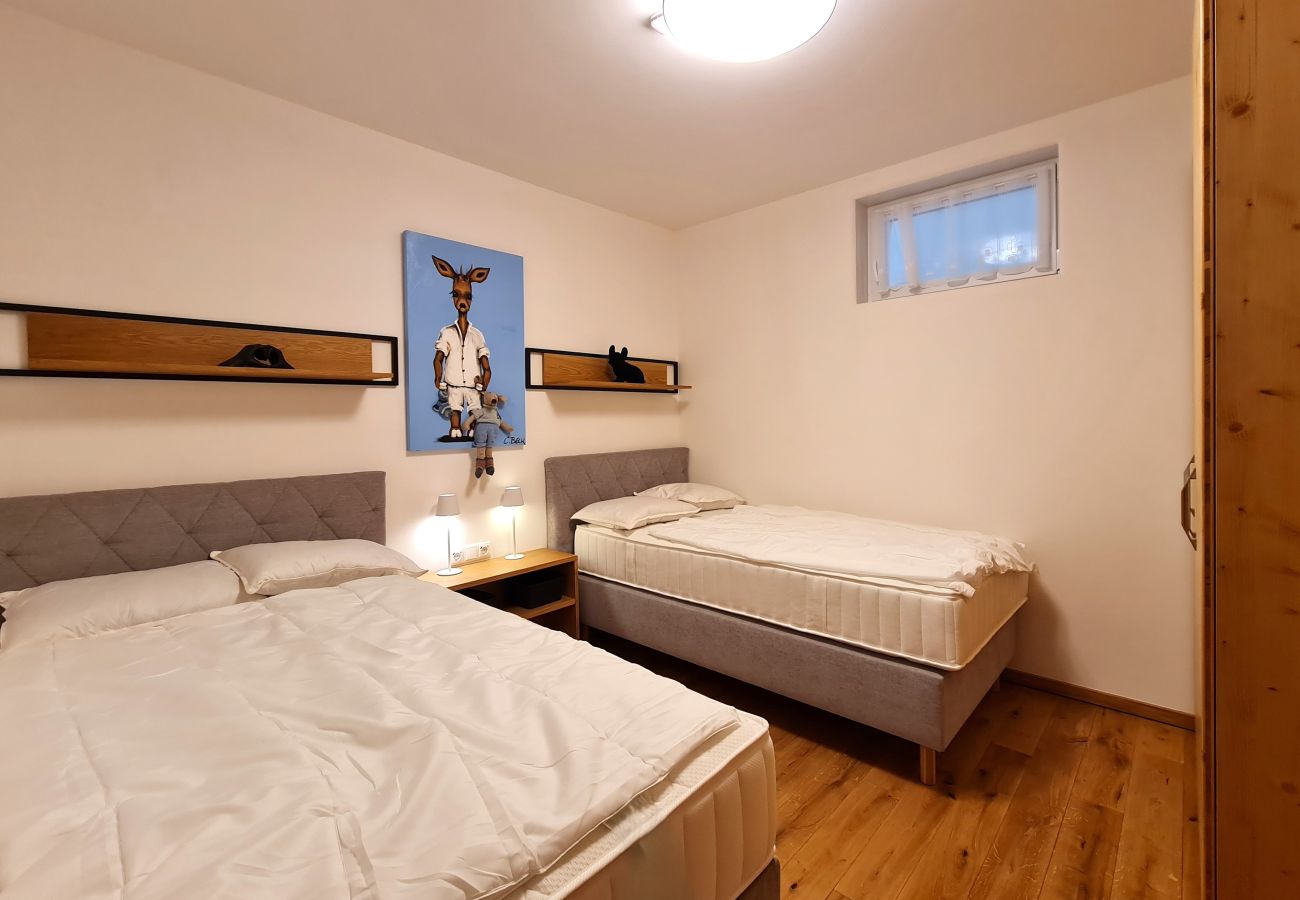 Villa in Bad Kleinkirchheim - Chalet Rehblick by Globalimmoservice