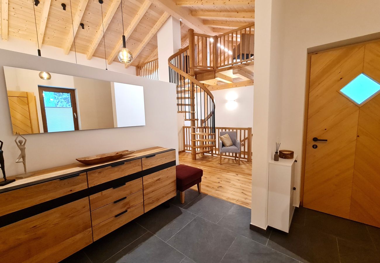 Villa in Bad Kleinkirchheim - Chalet Rehblick by Globalimmoservice